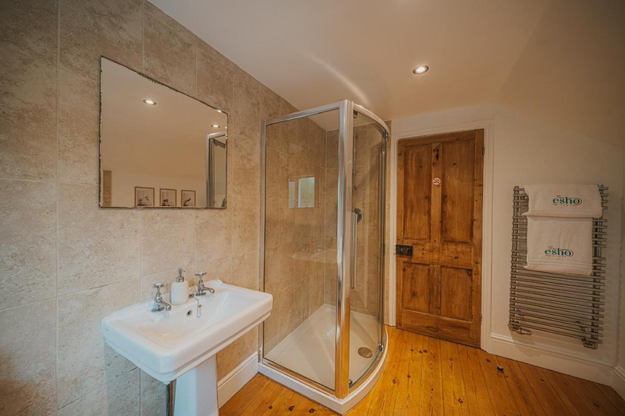 Cotswolds- Homely 2 Bed House With Garden, Wifi - Esho Stays Cirencester Exterior photo